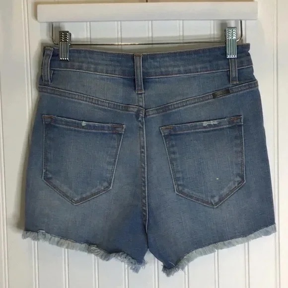 ❄️ Kancan | Distressed Cut Off Denim Shorts Size Small - Picture 6 of 9